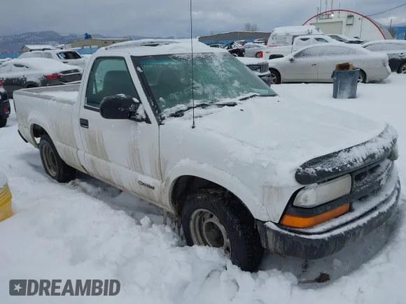 ✅ 2002 Chevrolet S-10 LS • VIN: 1GCCS145928212306 • Lot: 41505278. Wystawiony na IAAI z przebiegiem 127 441 mil. Bezpłatny archiwum sprzedaży aukcyjnych z USA i szczegółowy raport historii pojazdu na DreamBid. Zdjęcie 1.