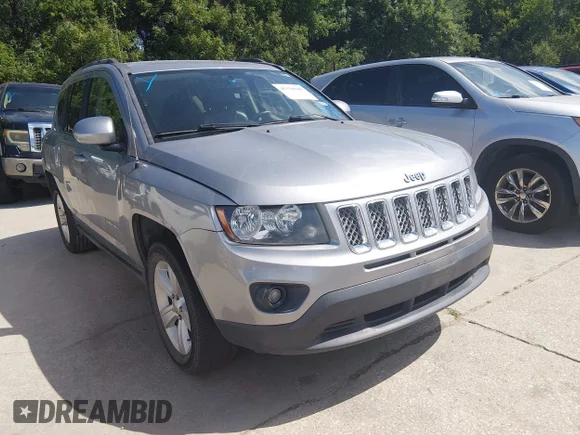✅ 2017 Jeep Compass Latitude • VIN: 1C4NJDEB8HD191417 • Lot: 45330040. Wystawiony na IAAI z przebiegiem 166 964 mil. Bezpłatny archiwum sprzedaży aukcyjnych z USA i szczegółowy raport historii pojazdu na DreamBid. Zdjęcie 1.