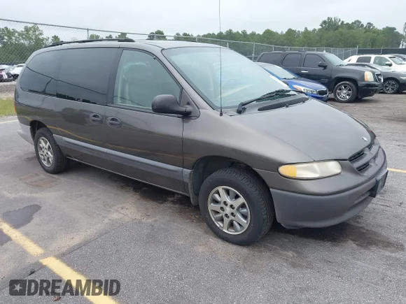 ✅ 1997 Dodge Caravan SE • VIN: 2B4GP44R0VR165745 • Лот: 42925394. Опубліковано раніше на IAAI з пробігом 171 398 миль. Безкоштовний доступ до архіву аукціонних продажів зі США та докладний звіт про історію автомобіля на DreamBid. Зображення 1.