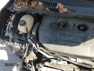 ✅ 2019 Ford Escape Titanium • VIN: 1FMCU0J93KUC08203 • Lot: 84303135. Listed on Copart with 51,056 mi. Free auction sales archive from the USA and detailed vehicle history report at DreamBid. Image 13.