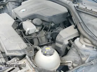 ✅ 2016 BMW 4 Series 428i xDrive • VIN: WBA3N9C52GK249339 • Lot: 42653324. Wystawiony na IAAI z przebiegiem 95 994 mil. Bezpłatny archiwum sprzedaży aukcyjnych z USA i szczegółowy raport historii pojazdu na DreamBid. Zdjęcie 19.