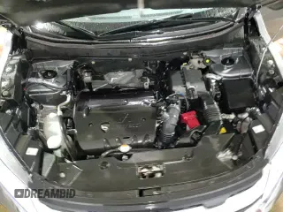 ✅ 2024 Mitsubishi Outlander S • VIN: JA4ARUAU2RU008880 • Lot: 93665335. Wystawiony na Copart z przebiegiem 45 204 mil. Bezpłatny archiwum sprzedaży aukcyjnych z USA i szczegółowy raport historii pojazdu na DreamBid. Zdjęcie 14.