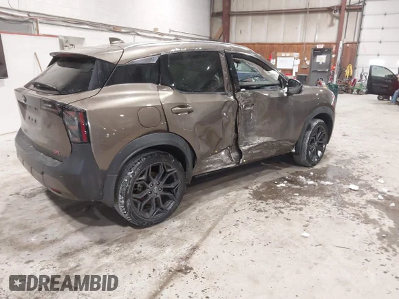 ✅ 2025 Nissan Kicks SR • VIN: 3N8AP6DC1SL362548 • Lot: 44325323. Listed on IAAI with 36,243 mi. Free auction sales archive from the USA and detailed vehicle history report at DreamBid. Image 4.