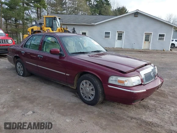 ✅ 2008 Mercury Grand Marquis GS • VIN: 2MEFM74V28X631406 • Лот: 42026991. Опубликован ранее на IAAI с пробегом 61 406 миль. Бесплатный доступ к архиву аукционных продаж из США и подробный отчёт об истории автомобиля на DreamBid. Изображение 1.