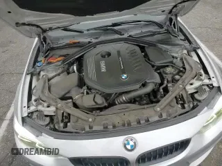 ✅ 2019 BMW 4 Series 440i • VIN: WBA4Z5C59KEE17148 • Lot: 43454615. Wystawiony na Copart z przebiegiem 65 704 mil. Bezpłatny archiwum sprzedaży aukcyjnych z USA i szczegółowy raport historii pojazdu na DreamBid. Zdjęcie 13.