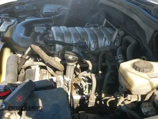 ✅ 2003 Lexus GX 470 • VIN: JTJBT20X530009108 • Lot: 42877726. Wystawiony na IAAI z przebiegiem 317 266 mil. Bezpłatny archiwum sprzedaży aukcyjnych z USA i szczegółowy raport historii pojazdu na DreamBid. Zdjęcie 19.