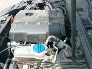 ✅ 2009 Audi A4 • VIN: WAUJF98K99N070266 • Lot: 42625919. Wystawiony na IAAI z przebiegiem 141 050 mil. Bezpłatny archiwum sprzedaży aukcyjnych z USA i szczegółowy raport historii pojazdu na DreamBid. Zdjęcie 19.