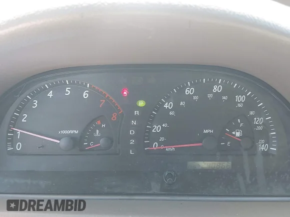 ✅ 2003 Toyota Camry LE • VIN: 4T1BE32K33U140515 • Lot: 45300386. Wystawiony na IAAI z przebiegiem 240 866 mil. Bezpłatny archiwum sprzedaży aukcyjnych z USA i szczegółowy raport historii pojazdu na DreamBid. Zdjęcie 7.
