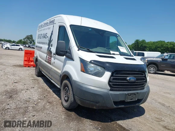 ✅ 2017 Ford Transit • VIN: 1FTYR2CM9HKA20105 • Лот: 45058340. Опубліковано раніше на IAAI з пробігом 188 089 миль. Безкоштовний доступ до архіву аукціонних продажів зі США та докладний звіт про історію автомобіля на DreamBid. Зображення 1.