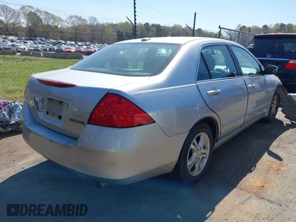 ✅ 2007 Honda Accord EX-L • VIN: 1HGCM56857A154530 • Lot: 44704741. Wystawiony na IAAI z przebiegiem 221 984 mil. Bezpłatny archiwum sprzedaży aukcyjnych z USA i szczegółowy raport historii pojazdu na DreamBid. Zdjęcie 4.