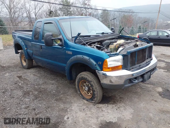 ✅ 2000 Ford F-250 XL • VIN: 1FTNX21L8YEE23865 • Lot: 43764740. Wystawiony na IAAI z przebiegiem 194 909 mil. Bezpłatny archiwum sprzedaży aukcyjnych z USA i szczegółowy raport historii pojazdu na DreamBid. Zdjęcie 1.