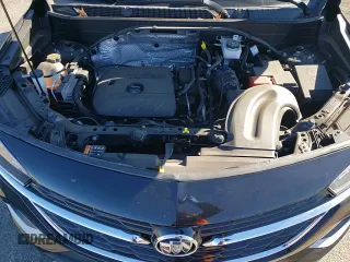 ✅ 2023 Buick Encore GX Preferred • VIN: KL4MMCSL4PB164732 • Lot: 82692035. Wystawiony na Copart z przebiegiem 17 266 mil. Bezpłatny archiwum sprzedaży aukcyjnych z USA i szczegółowy raport historii pojazdu na DreamBid. Zdjęcie 14.