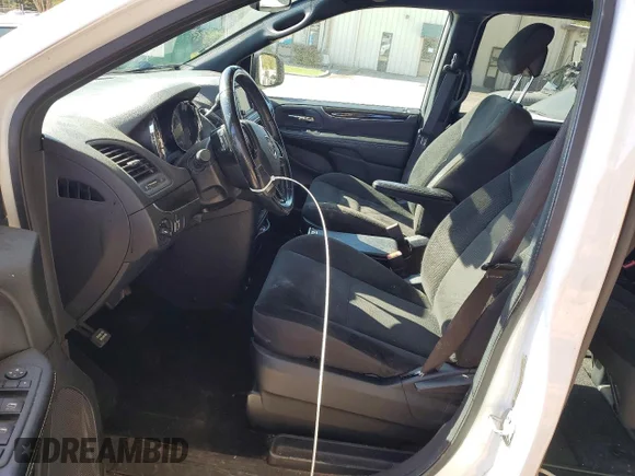 ✅ 2019 Dodge Grand Caravan SE Plus • VIN: 2C4RDGBG3KR770524 • Lot: 48254576. Wystawiony na Copart z przebiegiem 256 401 mil. Bezpłatny archiwum sprzedaży aukcyjnych z USA i szczegółowy raport historii pojazdu na DreamBid. Zdjęcie 7.