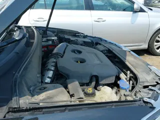 ✅ 2014 Lincoln MKZ • VIN: 3LN6L2J95ER835251 • Lot: 42870909. Wystawiony na IAAI z przebiegiem 197 023 mil. Bezpłatny archiwum sprzedaży aukcyjnych z USA i szczegółowy raport historii pojazdu na DreamBid. Zdjęcie 19.