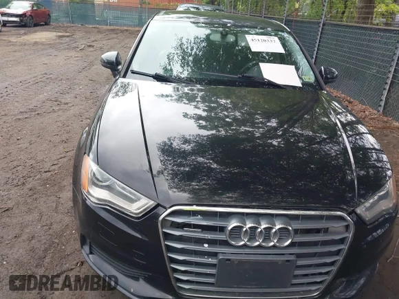 ✅ 2015 Audi A3 Premium Plus • VIN: WAUEFGFF3F1003841 • Лот: 45120337. Опубліковано раніше на IAAI з пробігом 215 237 миль. Безкоштовний доступ до архіву аукціонних продажів зі США та докладний звіт про історію автомобіля на DreamBid. Зображення 6.