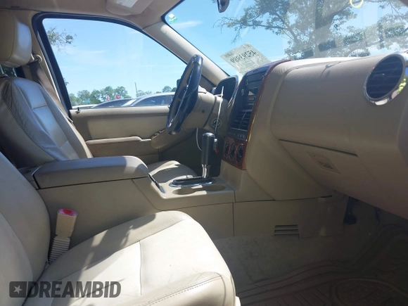✅ 2008 Ford Explorer Eddie Bauer • VIN: 1FMEU74E38UA08165 • Лот: 45293989. Опубліковано раніше на IAAI з пробігом 182 043 миль. Безкоштовний доступ до архіву аукціонних продажів зі США та докладний звіт про історію автомобіля на DreamBid. Зображення 5.