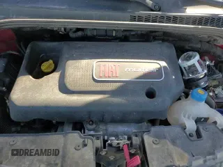 ✅ 2015 FIAT 500L Pop • VIN: ZFBCFAAH1FZ032825 • Lot: 86824774. Wystawiony na Copart z przebiegiem 184 176 mil. Bezpłatny archiwum sprzedaży aukcyjnych z USA i szczegółowy raport historii pojazdu na DreamBid. Zdjęcie 13.