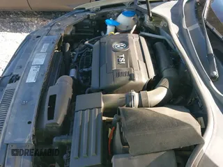 ✅ 2015 Volkswagen Passat S • VIN: 1VWAT7A30FC018595 • Lot: 43380861. Wystawiony na IAAI z przebiegiem 125 318 mil. Bezpłatny archiwum sprzedaży aukcyjnych z USA i szczegółowy raport historii pojazdu na DreamBid. Zdjęcie 12.