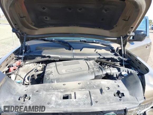 ✅ 2025 Land Rover Defender S • VIN: SALEJ6EX3S2385047 • Лот: 44152411. Опубліковано раніше на IAAI з пробігом 22 060 миль. Безкоштовний доступ до архіву аукціонних продажів зі США та докладний звіт про історію автомобіля на DreamBid. Зображення 10.