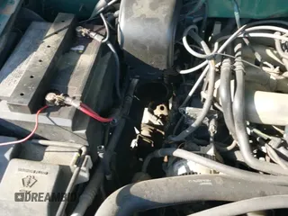 ✅ 1999 Ford F-150 • VIN: 1FTZF1724XKA31303 • Lot: 42640215. Wystawiony na IAAI z przebiegiem 248 417 mil. Bezpłatny archiwum sprzedaży aukcyjnych z USA i szczegółowy raport historii pojazdu na DreamBid. Zdjęcie 14.