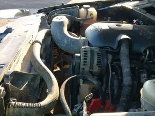 ✅ 2006 Chevrolet Silverado 1500 LT3 • VIN: 2GCEK13ZX61256742 • Lot: 43393483. Wystawiony na IAAI z przebiegiem 162 742 mil. Bezpłatny archiwum sprzedaży aukcyjnych z USA i szczegółowy raport historii pojazdu na DreamBid. Zdjęcie 20.