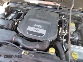 ✅ 2017 Jeep Wrangler Unlimited Sahara • VIN: 1C4BJWEG6HL627648 • Lot: 92383305. Listed on Copart with 88,993 mi. Free auction sales archive from the USA and detailed vehicle history report at DreamBid. Image 16.