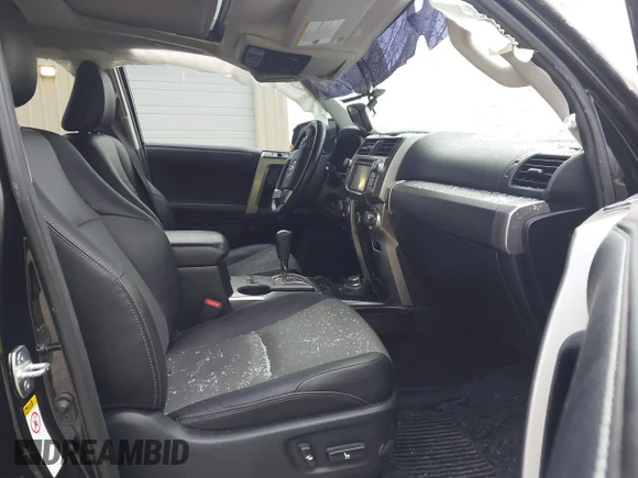 ✅ 2018 Toyota 4Runner TRD Off Road Premium • VIN: JTEBU5JR4J5596303 • Lot: 43648792. Wystawiony na IAAI z przebiegiem 97 657 mil. Bezpłatny archiwum sprzedaży aukcyjnych z USA i szczegółowy raport historii pojazdu na DreamBid. Zdjęcie 5.
