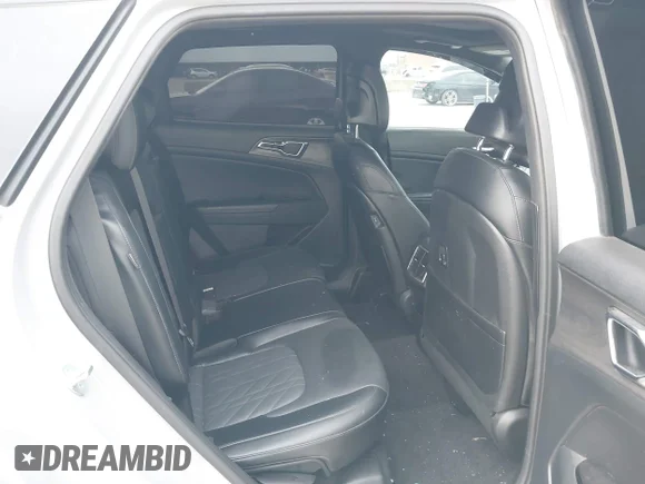✅ 2024 Kia Sportage X-Pro • VIN: 5XYK7CDF6RG162680 • Lot: 43033801. Wystawiony na IAAI z przebiegiem 49 028 mil. Bezpłatny archiwum sprzedaży aukcyjnych z USA i szczegółowy raport historii pojazdu na DreamBid. Zdjęcie 8.