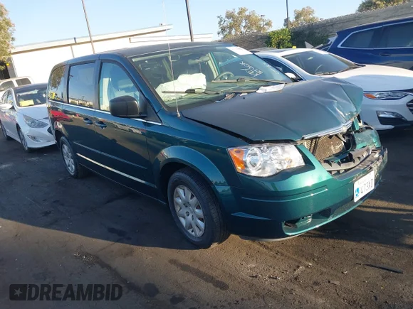 ✅ 2009 Chrysler Town & Country LX • VIN: 2A8HR44E59R680687 • Lot: 45329692. Wystawiony na IAAI z przebiegiem Nie podano. Bezpłatny archiwum sprzedaży aukcyjnych z USA i szczegółowy raport historii pojazdu na DreamBid. Zdjęcie 1.