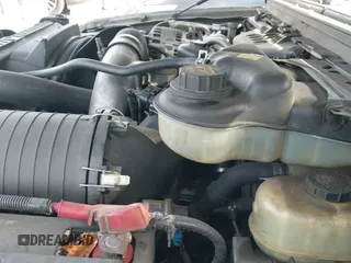 ✅ 2003 Ford Excursion Limited • VIN: 1FMNU42P83EC62184 • Лот: 41467896. Опубликован ранее на IAAI с пробегом 258 965 миль. Бесплатный доступ к архиву аукционных продаж из США и подробный отчёт об истории автомобиля на DreamBid. Изображение 19.