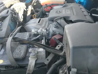 ✅ 2018 Toyota RAV4 LE • VIN: 2T3BFREV9JW787320 • Лот: 43543645. Опубликован ранее на IAAI с пробегом 82 318 миль. Бесплатный доступ к архиву аукционных продаж из США и подробный отчёт об истории автомобиля на DreamBid. Изображение 19.