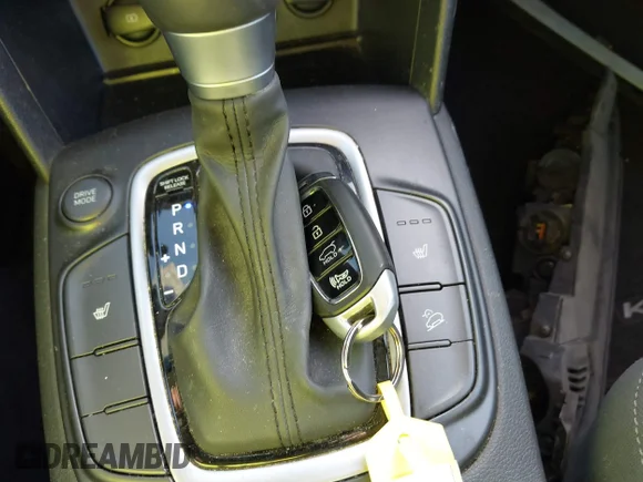 ✅ 2020 Hyundai Kona Limited • VIN: KM8K33A55LU573156 • Lot: 44259563. Wystawiony na IAAI z przebiegiem 55 887 mil. Bezpłatny archiwum sprzedaży aukcyjnych z USA i szczegółowy raport historii pojazdu na DreamBid. Zdjęcie 11.