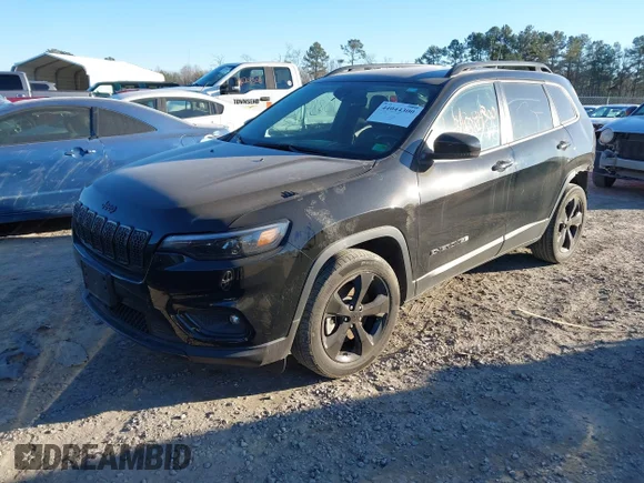 ✅ 2021 Jeep Cherokee Altitude • VIN: 1C4PJLLB8MD173435 • Лот: 44044300. Опубліковано раніше на IAAI з пробігом 44 422 миль. Безкоштовний доступ до архіву аукціонних продажів зі США та докладний звіт про історію автомобіля на DreamBid. Зображення 2.