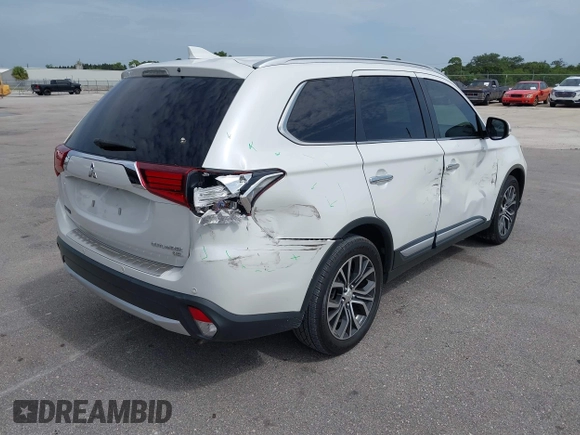 ✅ 2017 Mitsubishi Outlander SE • VIN: JA4AD3A32HZ046675 • Lot: 42627502. Wystawiony na IAAI z przebiegiem 120 902 mil. Bezpłatny archiwum sprzedaży aukcyjnych z USA i szczegółowy raport historii pojazdu na DreamBid. Zdjęcie 4.