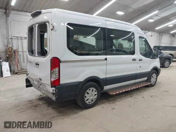 ✅ 2019 Ford Transit Passenger XL • VIN: 1FMZK1CM1KKA11985 • Lot: 43190380. Listed on IAAI with 59,729 mi. Free auction sales archive from the USA and detailed vehicle history report at DreamBid. Image 4.