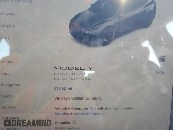 ✅ 2023 Tesla Model Y Long Range • VIN: 7SAYGDEE8PA040803 • Лот: 76448493. Опубліковано раніше на Copart з пробігом 27 960 миль. Безкоштовний доступ до архіву аукціонних продажів зі США та докладний звіт про історію автомобіля на DreamBid. Зображення 9.