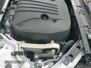 ✅ 2025 Volvo V60 Plus • VIN: YV4L12WK0S2146501 • Lot: 42533778. Listed on IAAI with 4,058 mi. Free auction sales archive from the USA and detailed vehicle history report at DreamBid. Image 22.