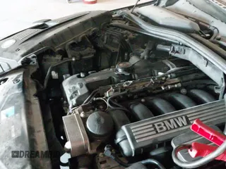 ✅ 2010 BMW 5 Series 528i xDrive • VIN: WBANV1C50AC389160 • Лот: 42920611. Опубликован ранее на IAAI с пробегом 193 998 миль. Бесплатный доступ к архиву аукционных продаж из США и подробный отчёт об истории автомобиля на DreamBid. Изображение 12.