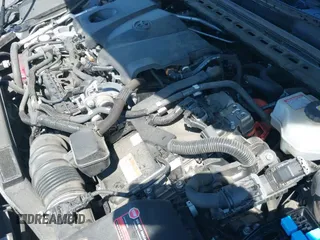 ✅ 2022 Toyota Camry Hybrid SE • VIN: 4T1G31AK4NU589111 • Лот: 42624013. Опубликован ранее на IAAI с пробегом 132 716 миль. Бесплатный доступ к архиву аукционных продаж из США и подробный отчёт об истории автомобиля на DreamBid. Изображение 19.