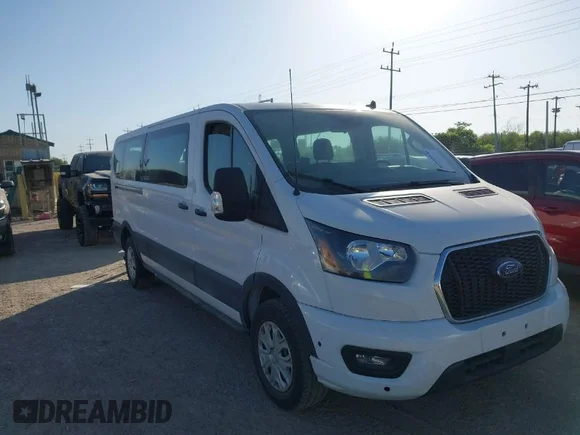 ✅ 2024 Ford Transit Passenger XL • VIN: 1FBAX2Y80RKA83425 • Lot: 41972070. Listed on IAAI with 26,256 mi. Free auction sales archive from the USA and detailed vehicle history report at DreamBid. Image 1.