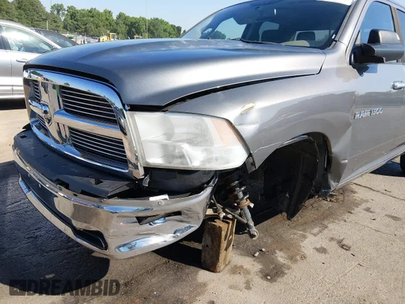 ✅ 2011 Ram 1500 Big Horn • VIN: 1D7RV1GP2BS640757 • Лот: 45150435. Опубликован ранее на IAAI с пробегом 233 883 миль. Бесплатный доступ к архиву аукционных продаж из США и подробный отчёт об истории автомобиля на DreamBid. Изображение 6.