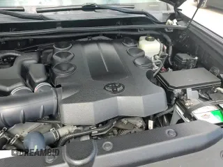 ✅ 2020 Toyota 4Runner TRD Off Road Premium • VIN: JTEBU5JR8L5745198 • Lot: 85705355. Wystawiony na Copart z przebiegiem 55 466 mil. Bezpłatny archiwum sprzedaży aukcyjnych z USA i szczegółowy raport historii pojazdu na DreamBid. Zdjęcie 13.