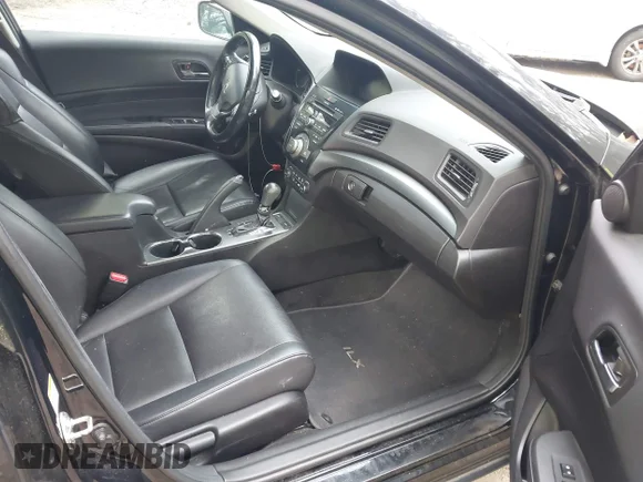 ✅ 2013 Acura ILX Hybrid Technology • VIN: 19VDE3F78DE301176 • Lot: 43090453. Wystawiony na IAAI z przebiegiem 231 215 mil. Bezpłatny archiwum sprzedaży aukcyjnych z USA i szczegółowy raport historii pojazdu na DreamBid. Zdjęcie 5.