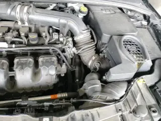 ✅ 2017 Ford Focus RS • VIN: WF0DP3TH0H4120639 • Lot: 82520045. Listed on Copart with 74,260 mi. Free auction sales archive from the USA and detailed vehicle history report at DreamBid. Image 14.