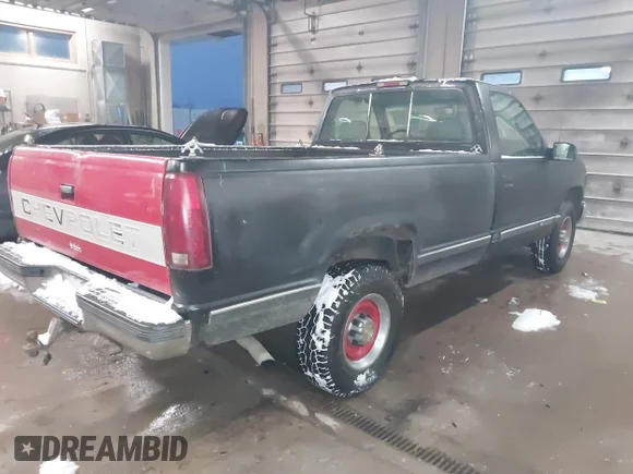 ✅ 1998 Chevrolet Silverado 3500 • VIN: 1GCGC34R8WE178220 • Lot: 43822400. Wystawiony na IAAI z przebiegiem 144 644 mil. Bezpłatny archiwum sprzedaży aukcyjnych z USA i szczegółowy raport historii pojazdu na DreamBid. Zdjęcie 4.