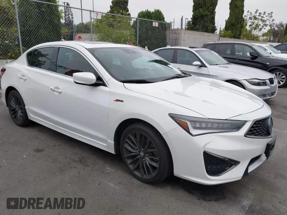 ✅ 2020 Acura ILX Premium • VIN: 19UDE2F83LA011215 • Лот: 42471788. Опубліковано раніше на IAAI з пробігом 46 635 миль. Безкоштовний доступ до архіву аукціонних продажів зі США та докладний звіт про історію автомобіля на DreamBid. Зображення 1.