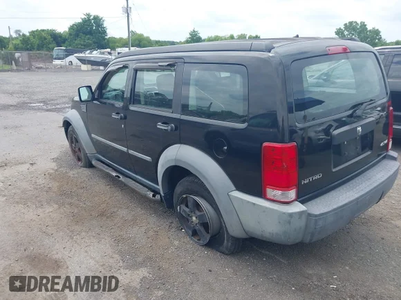 ✅ 2007 Dodge Nitro SXT • VIN: 1D8GU28KX7W529212 • Lot: 45498830. Wystawiony na IAAI z przebiegiem 163 138 mil. Bezpłatny archiwum sprzedaży aukcyjnych z USA i szczegółowy raport historii pojazdu na DreamBid. Zdjęcie 3.