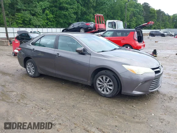 ✅ 2015 Toyota Camry XSE • VIN: 4T1BF1FK0FU039562 • Lot: 45010360. Wystawiony na IAAI z przebiegiem 127 450 mil. Bezpłatny archiwum sprzedaży aukcyjnych z USA i szczegółowy raport historii pojazdu na DreamBid. Zdjęcie 1.