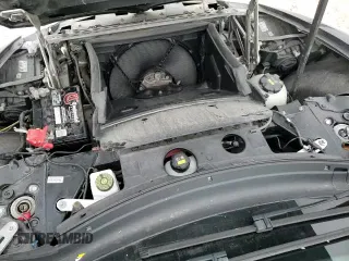 ✅ 2014 BMW i8 • VIN: WBY2Z2C53EVX64757 • Лот: 85098324. Опубликован ранее на Copart с пробегом 38 064 миль. Бесплатный доступ к архиву аукционных продаж из США и подробный отчёт об истории автомобиля на DreamBid. Изображение 13.