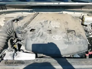 ✅ 2008 Toyota FJ Cruiser • VIN: JTEBU11F78K001969 • Лот: 43350009. Опубликован ранее на IAAI с пробегом 306 992 миль. Бесплатный доступ к архиву аукционных продаж из США и подробный отчёт об истории автомобиля на DreamBid. Изображение 20.